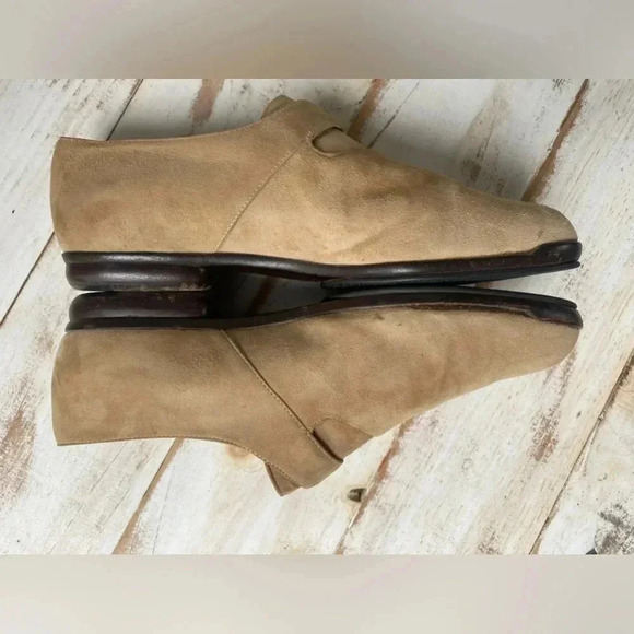 GIORGIO ARMANI women’s tan suede Oxford shoes buckle size 35 Italy almond toe - Picture 5 of 16